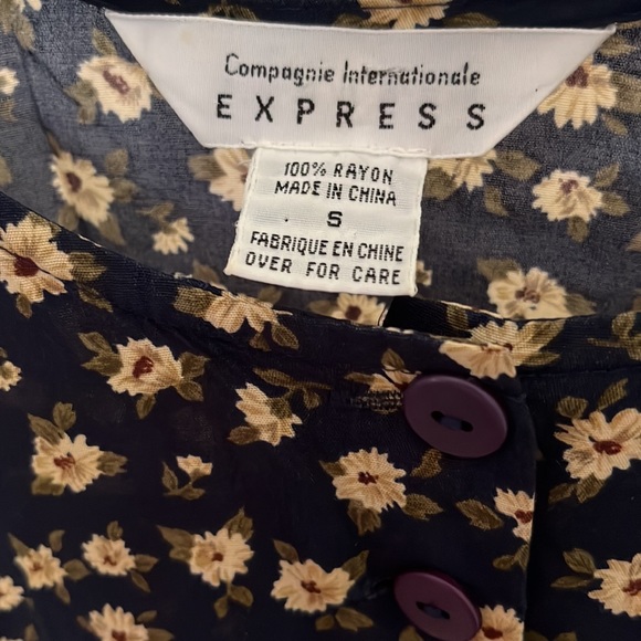 Vintage Express Romper - Picture 5 of 5